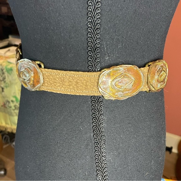 Vintage 1981 Elaine Coyne Handmade leather belt with bronze artisanal hardware